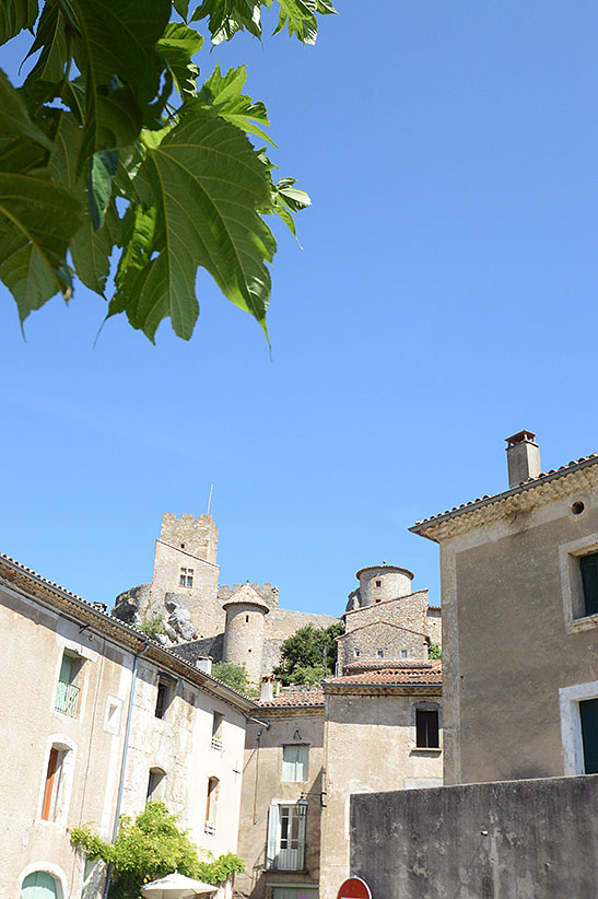 cliquez sur l'image saint jean de bueges